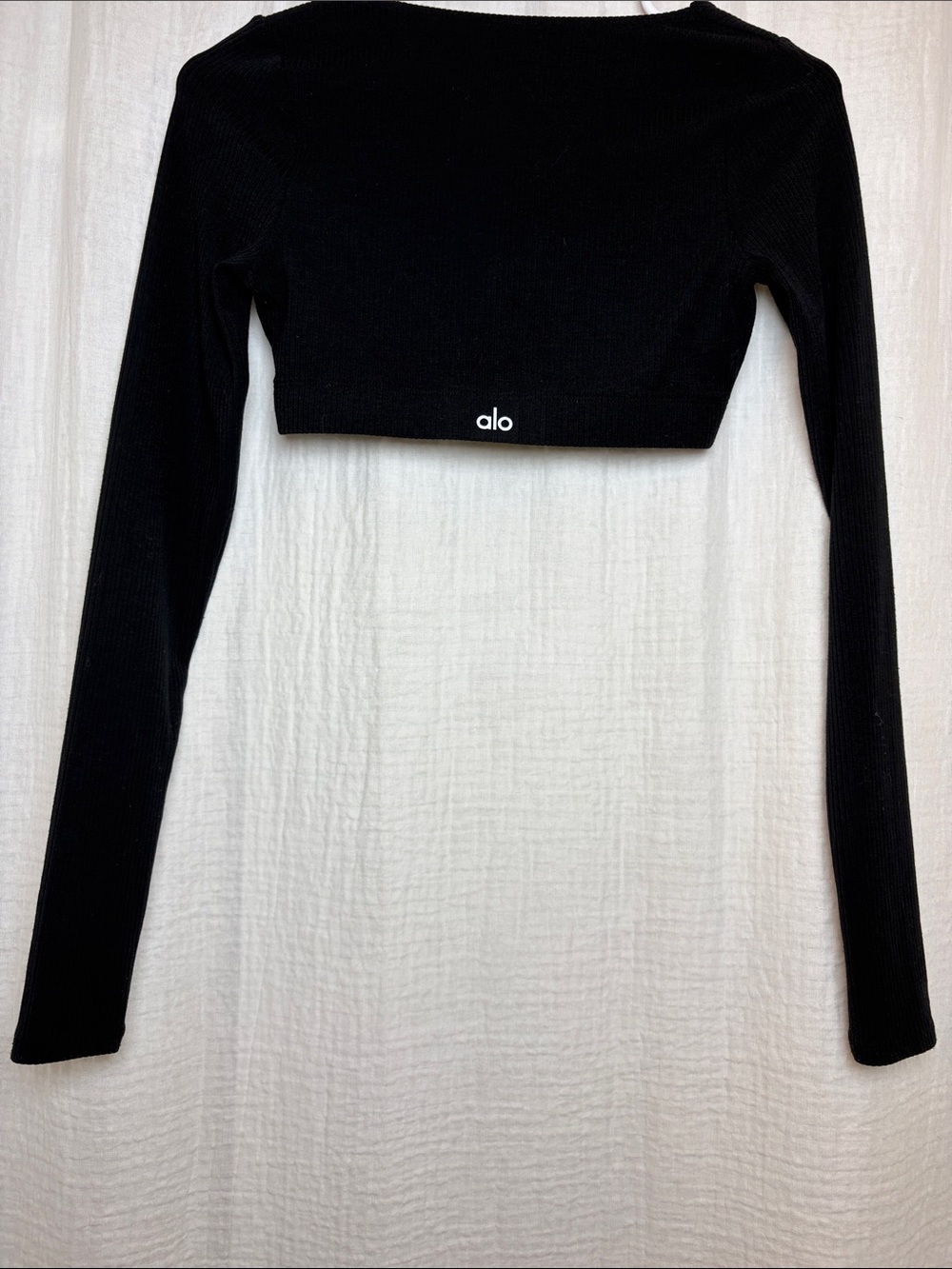 Alo Yoga Black Ribbed Cropped Long Sleeve Top - Size small
